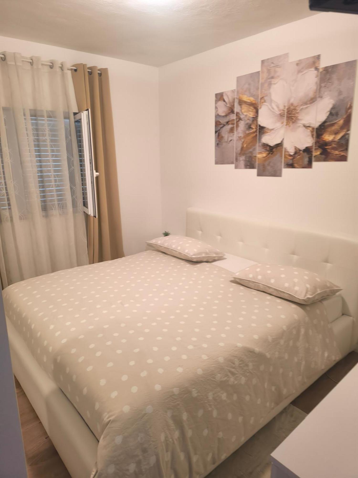 Apartman Rex Svinisce Zimmer foto